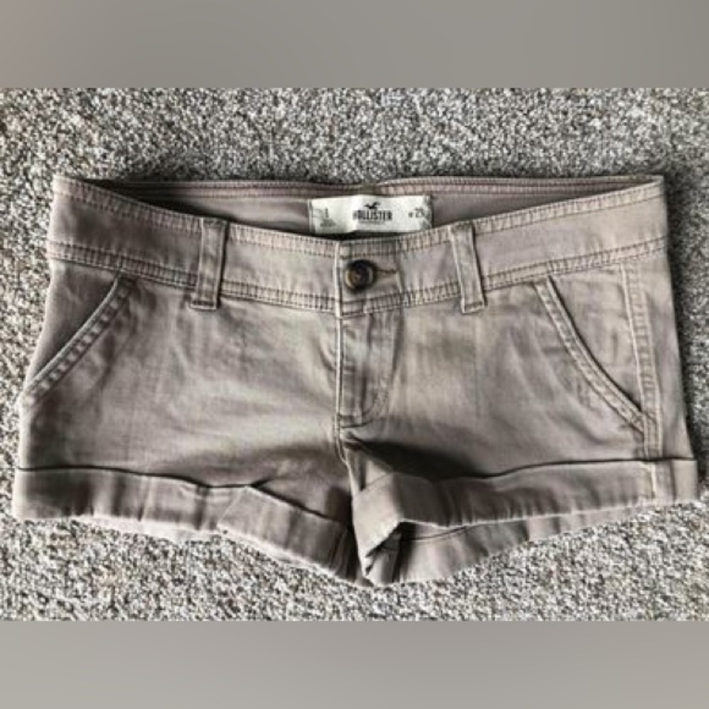 [Sold] Hollister Khaki Shorts